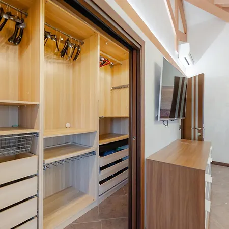 Luxury Penthouse With Lagoon View Terrace Бурано